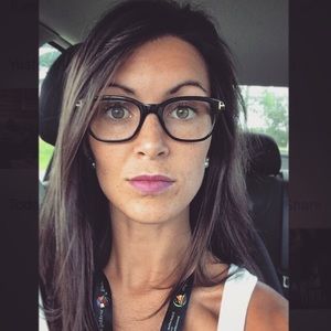 Meet your Posher, Becky